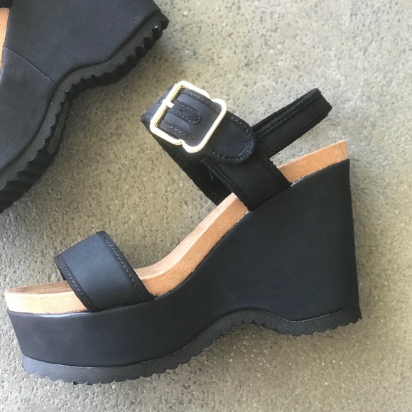 1 left! Qupid Eloise Black Platform Wedge Sandal - Picture 2 of 5